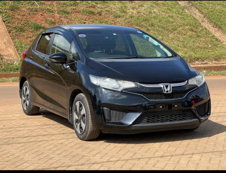 Honda Fit Hybrid available from VenMax